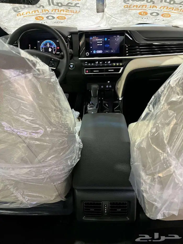 عرض خاص تويوتا كامري LE بنزين موديل 2025 بطاقه جمركيه 8
