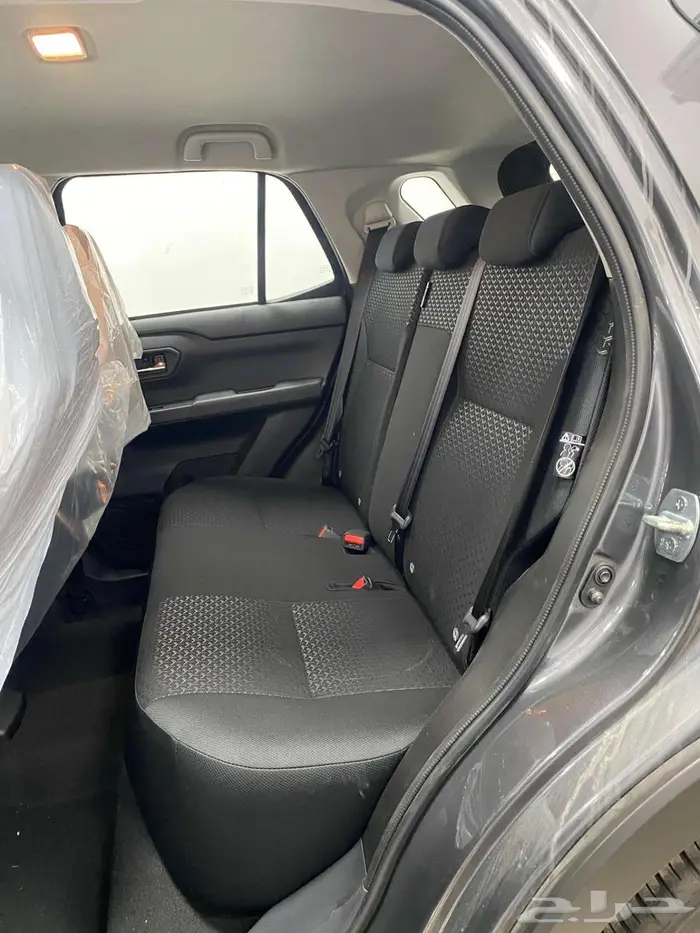 تويوتا رايز لمتد فل كامل 2026 رصاصي 3