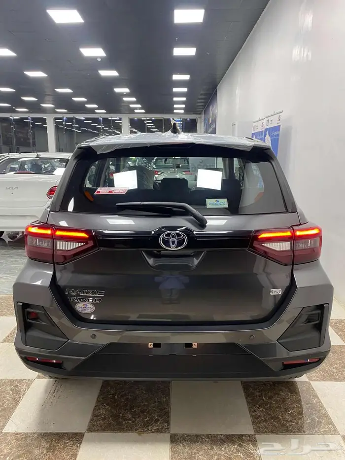 تويوتا رايز لمتد فل كامل 2026 رصاصي 11