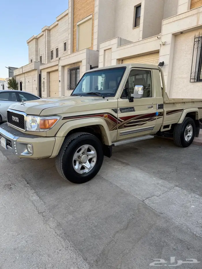 للبيع جيب شاص 2015 نظيف 0