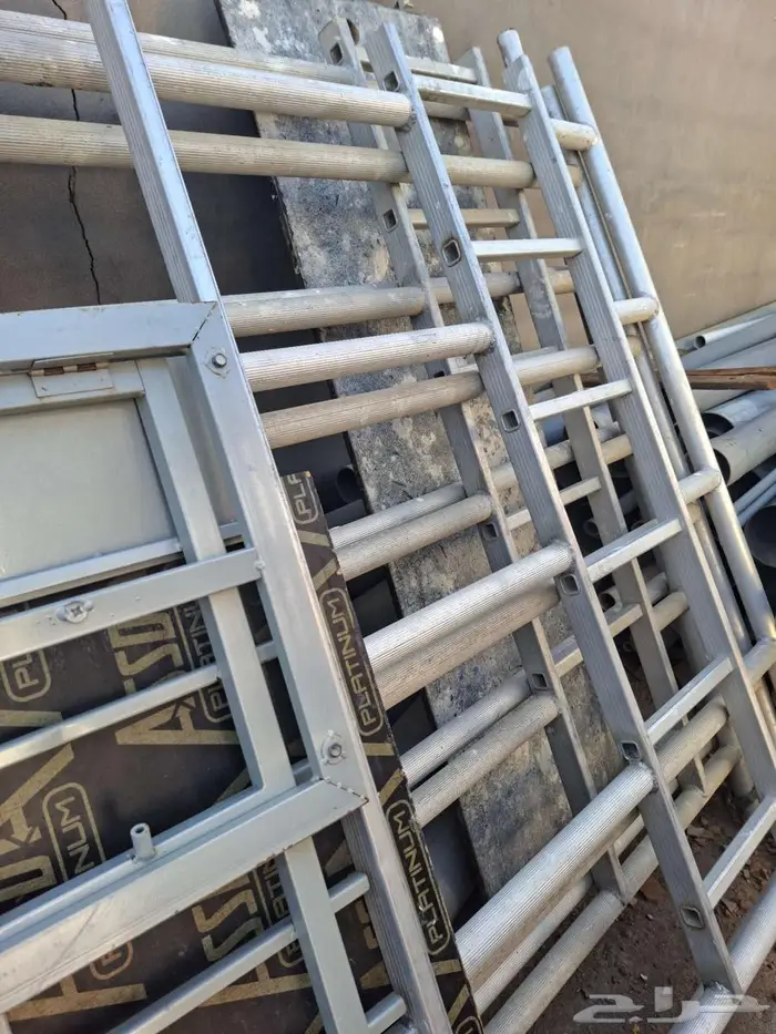 سقالة بحالة الزيرو وسلالم اللمونتان أطول مختلفة 2