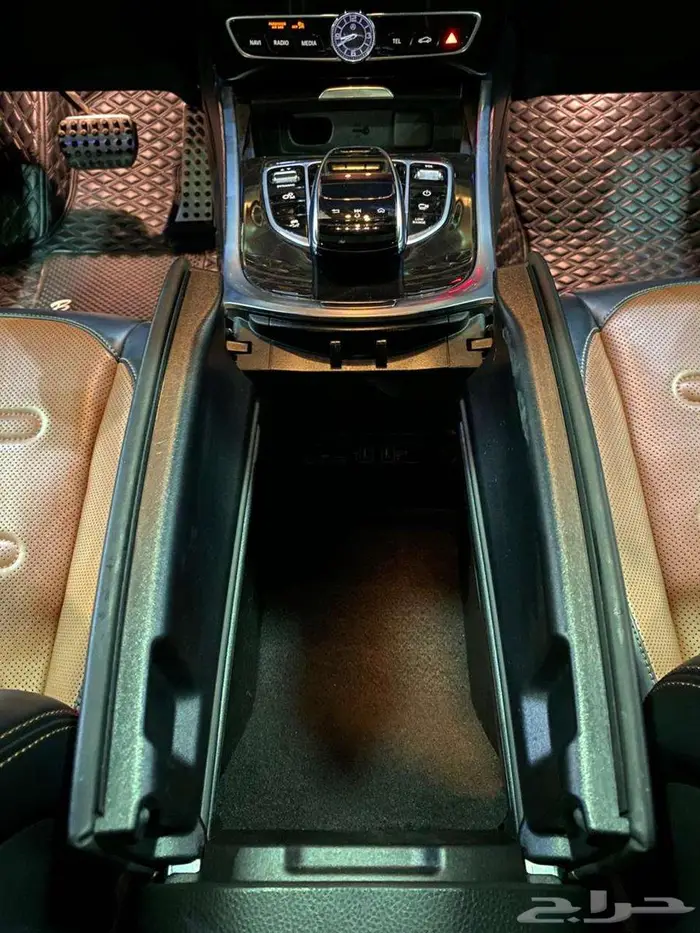 مرسيدس جي 500 موديل 2022 رصاصي ماشيه 63000كم 35