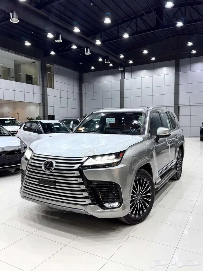 لكزس ( LX 600 VR ) موديل 2025 بسعر خاص 2