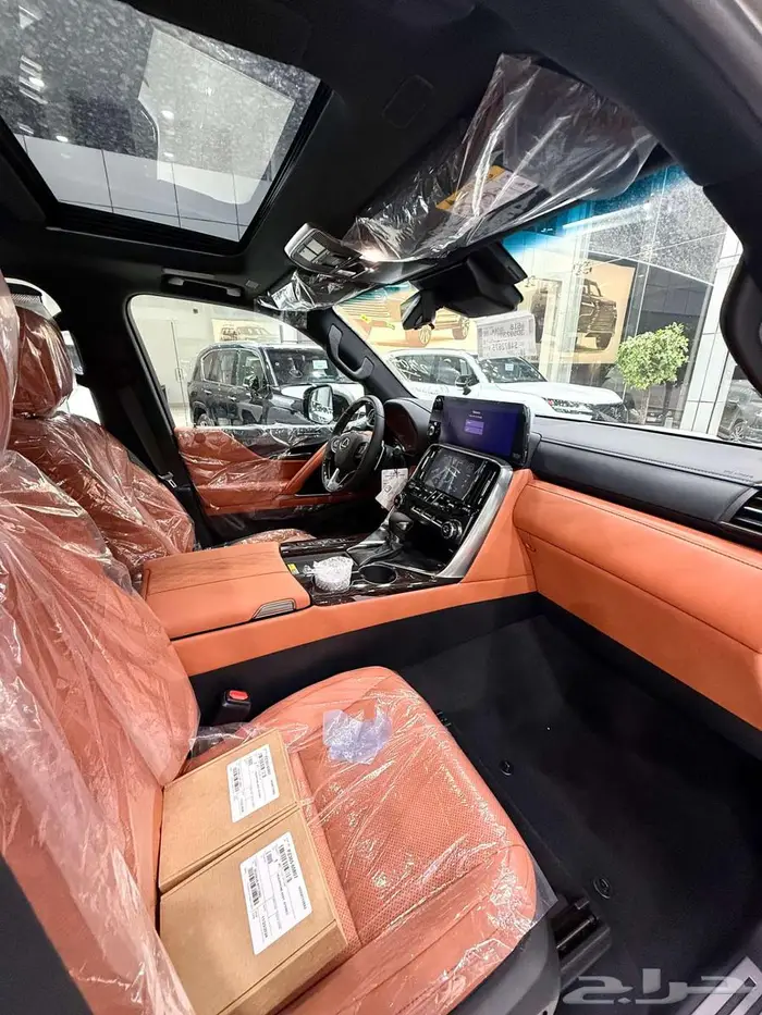 لكزس ( LX 600 VR ) موديل 2025 بسعر خاص 25