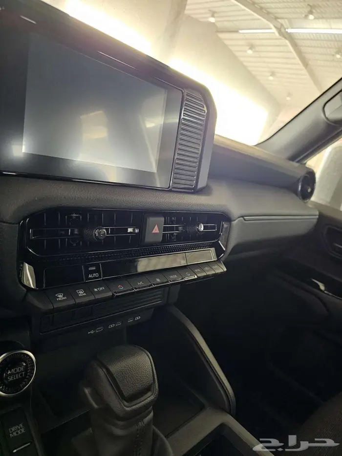 تويوتا برادو txl1 ابيض وذهبي اقل سعر 5