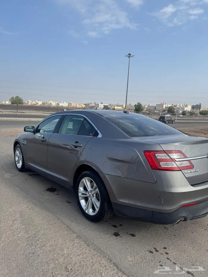 للبيع فورد توروس 2013 2