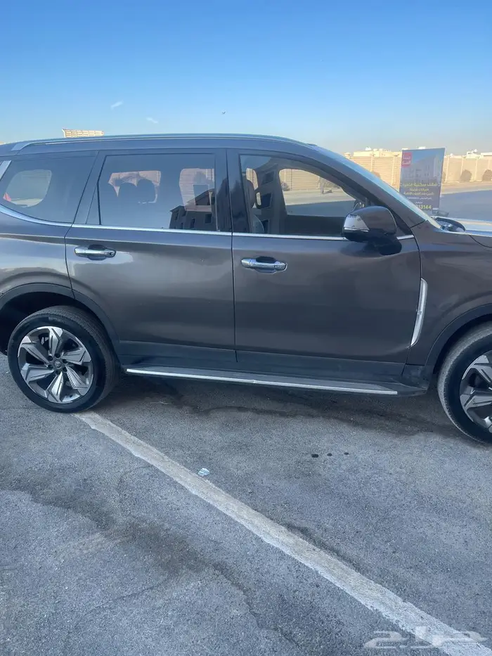 جيب صيني ماكسيس D90 فل كامل دبل بنزين 2022 17