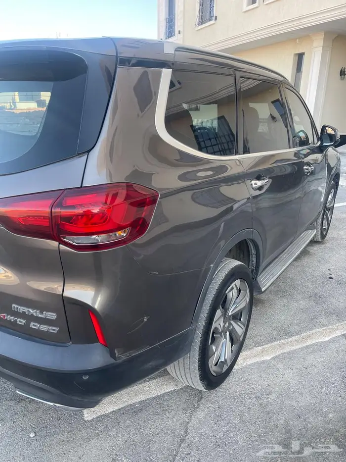 جيب صيني ماكسيس D90 فل كامل دبل بنزين 2022 32