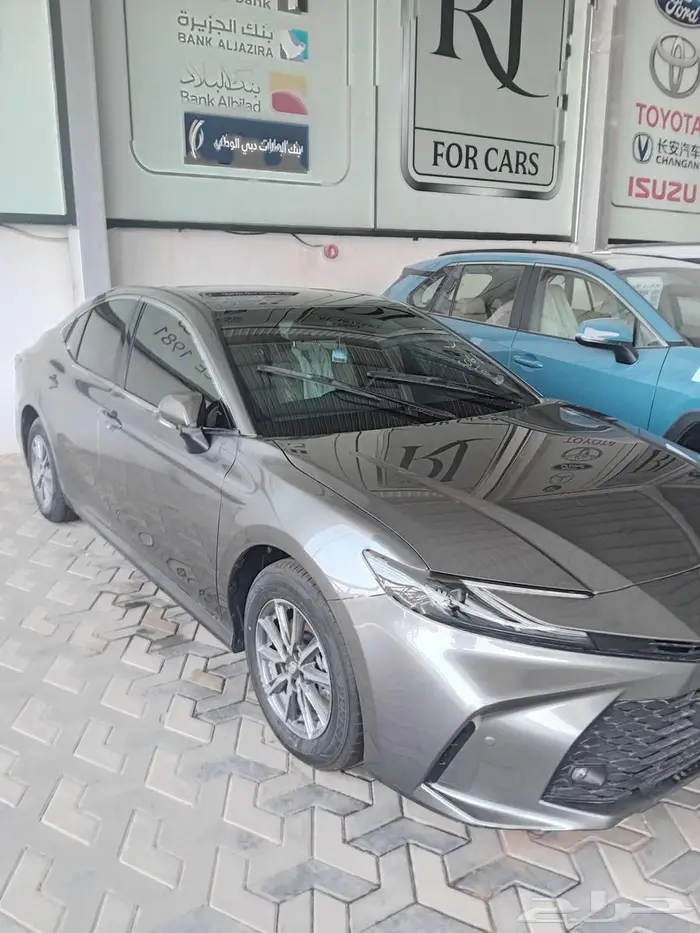 تويوتا كامري E 2025 بنزين عبداللطيف جميل 1