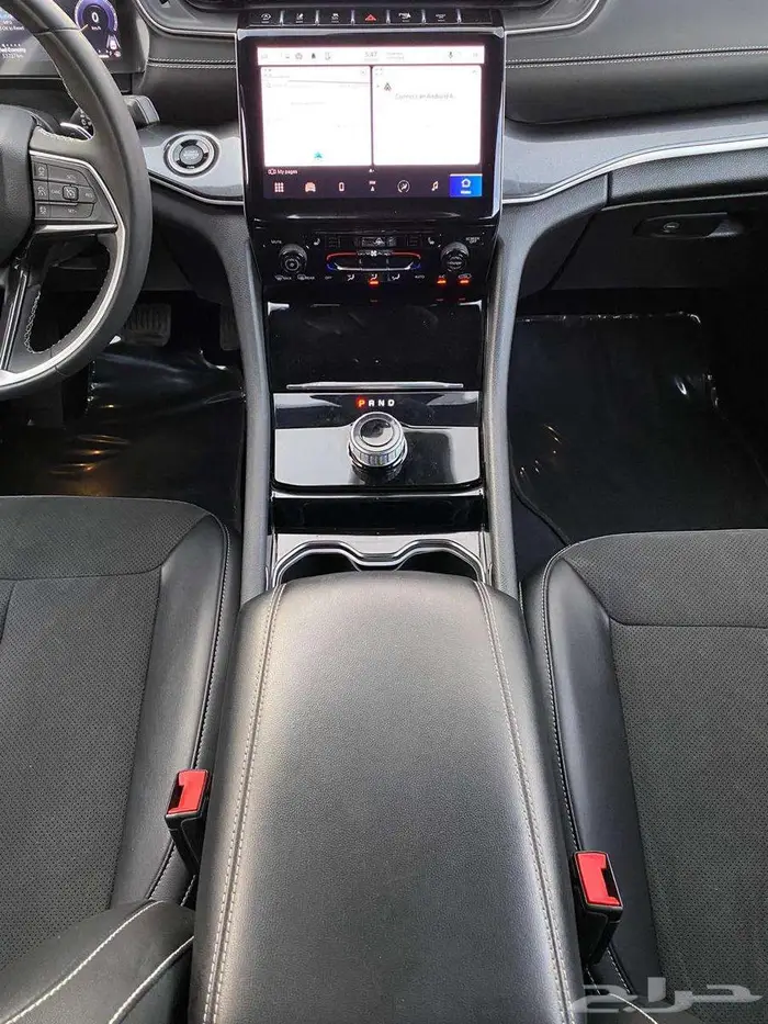 جيب جراند شيروكي لاتيتيود 2023 13