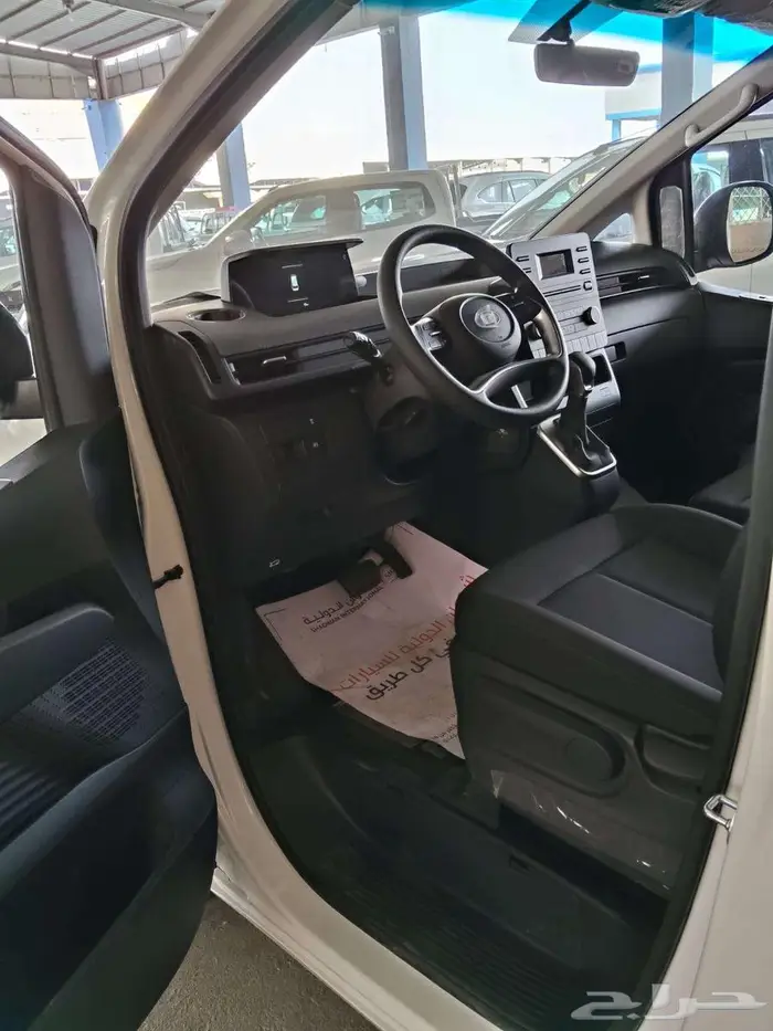 هيونداى ستاريا بضاعة موديل 2026 م 9