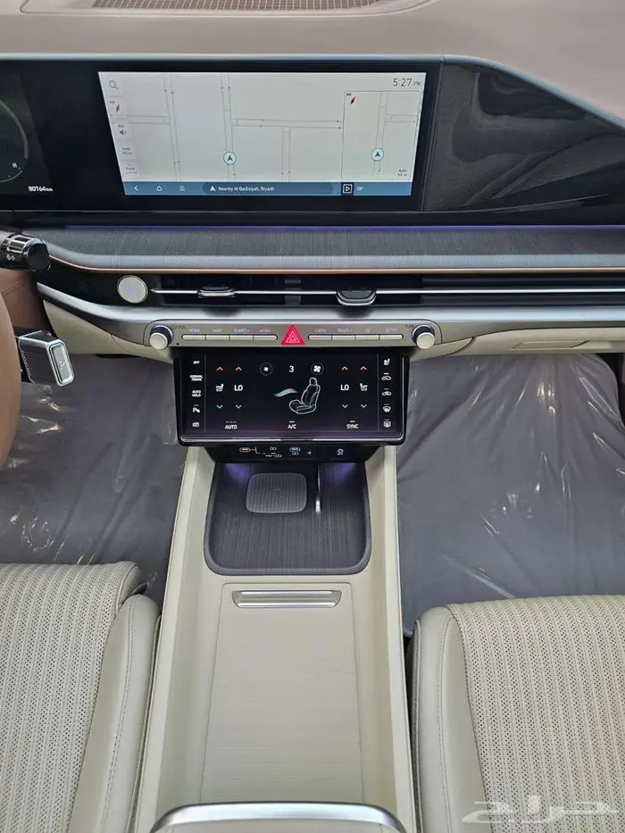 هونداي ازيرا 2024 كاليجرافي 12