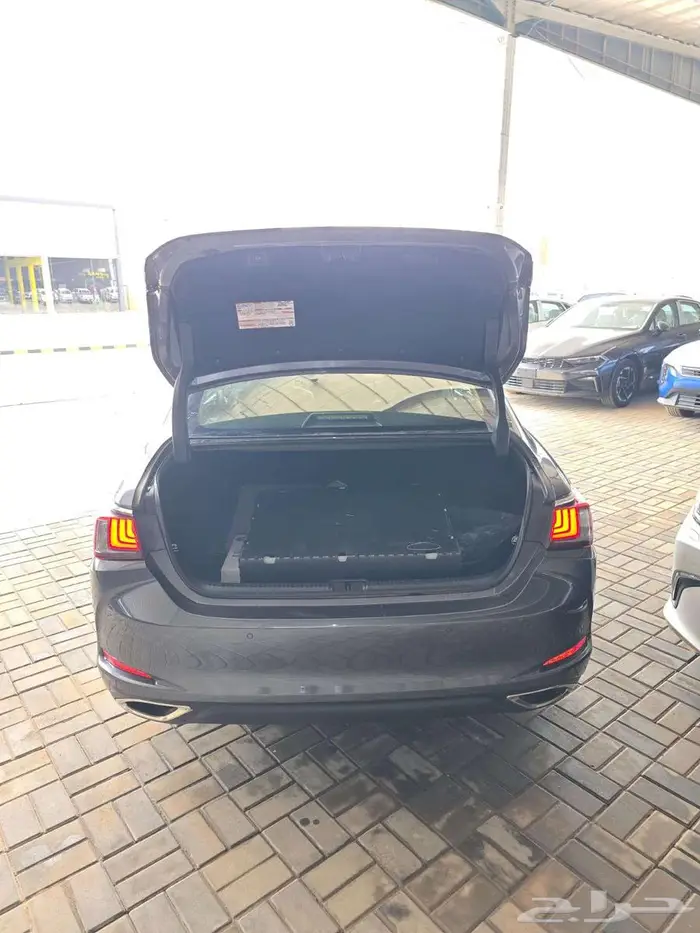 LEXUS. ES 350 2025 CCاستندر 14