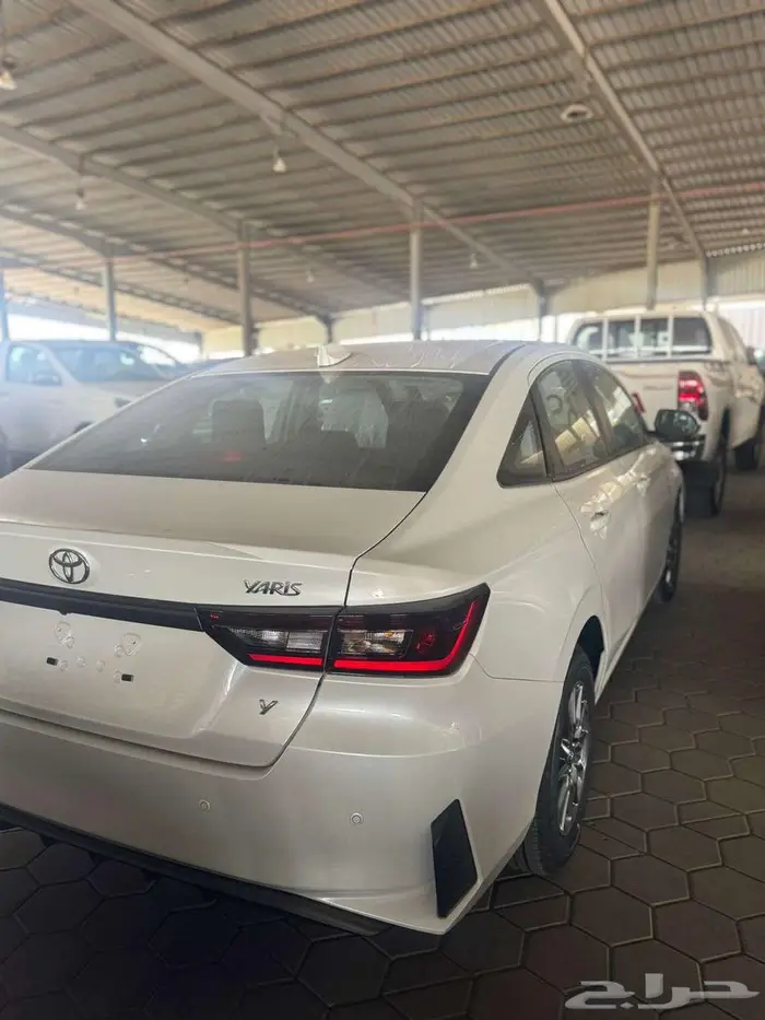 تويوتا يارس استاندر موديل 2026 3