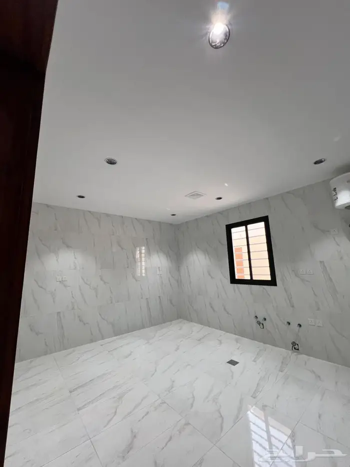 فلل سكنية بحي الرحبة 8