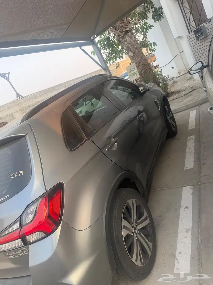 ميتسوبيشي 4