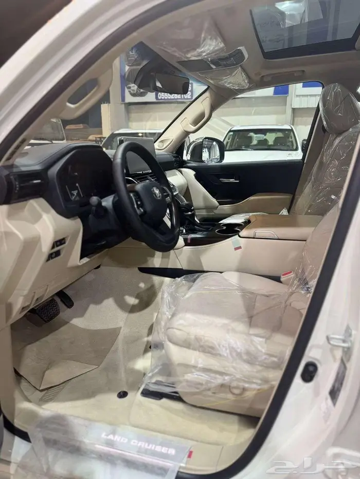 تويوتا لاندكروزر GXR L5 فل كامل تنفس طبيعي 2025 10