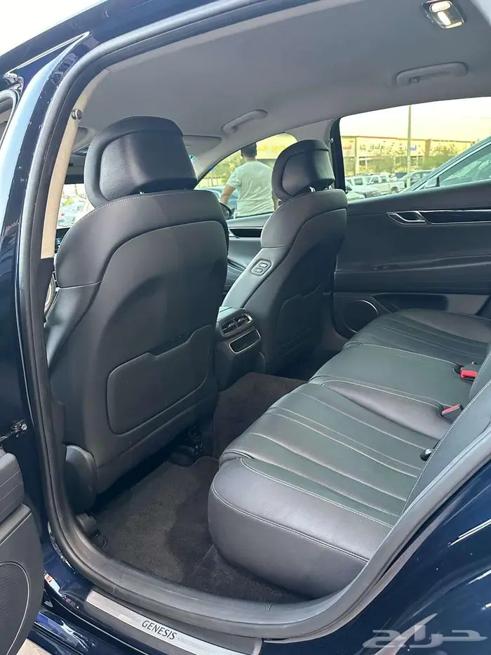 جينسس 2021 مستورد بنزين لون كحلي مميز شاشة بصمه 8