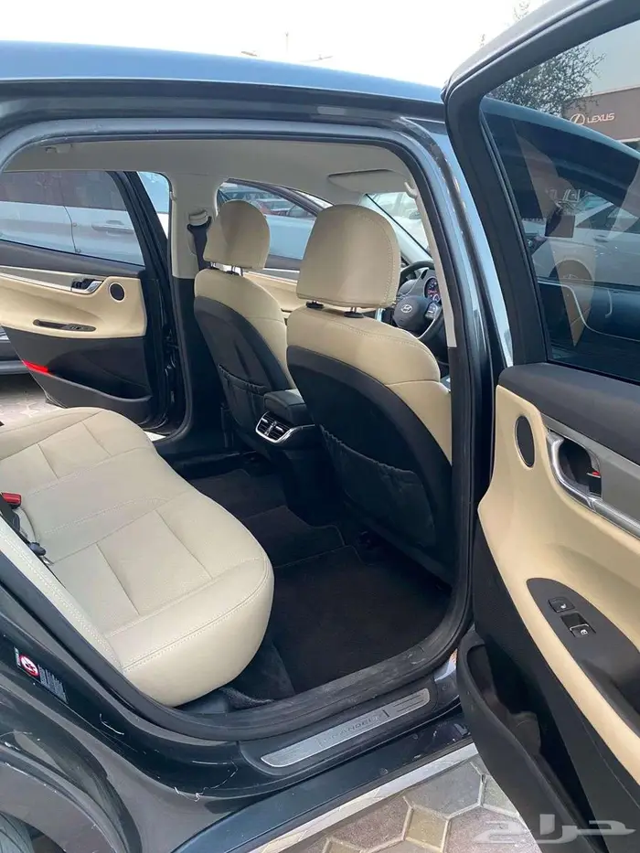 ازيرا 2022 مستورد بنزين شاشه كاميرا بصمه 4 سلندر 2.5 15