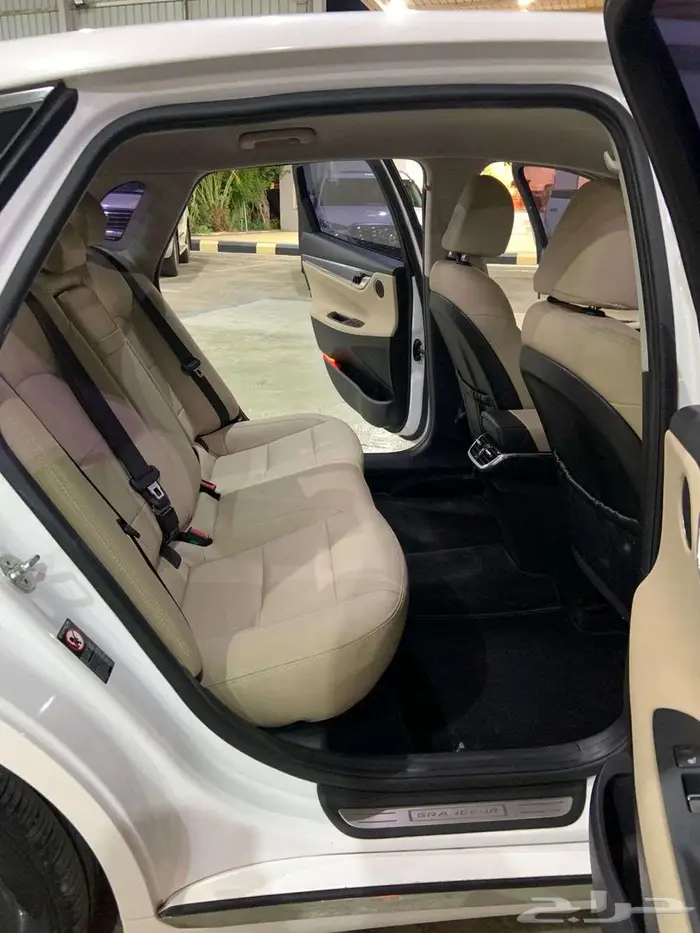 هونداي ازيرا 2020 بصمه شاشه قيادة ذاتيه مستورد 13