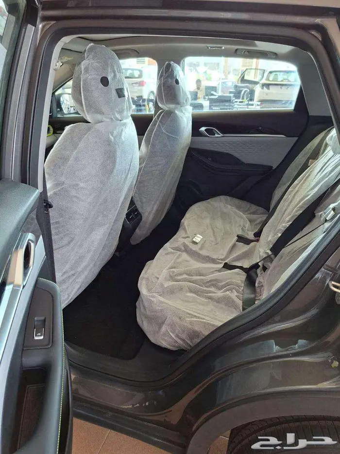 جيلي كولراي نص فل 2025 8