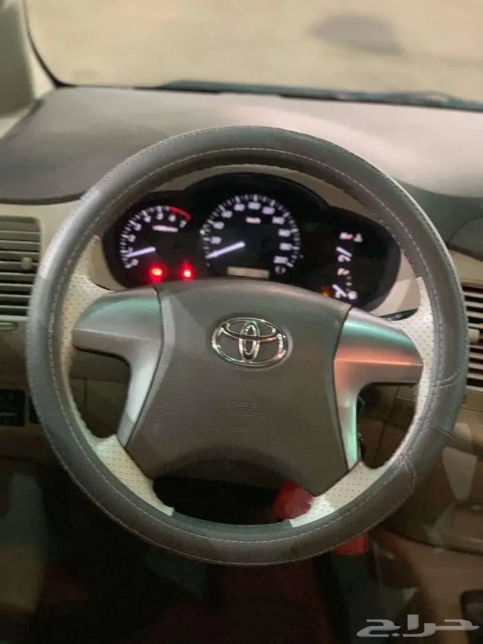 تويوتا انوفا موديل 2015 9