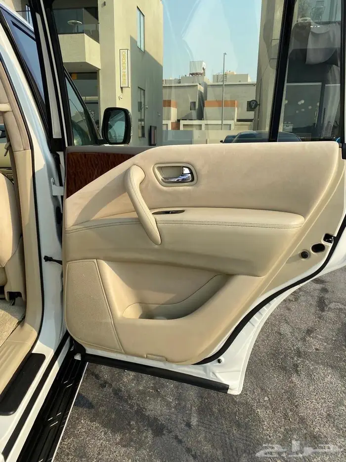 نيسان باترول 2013 وكالة فل كامل 4