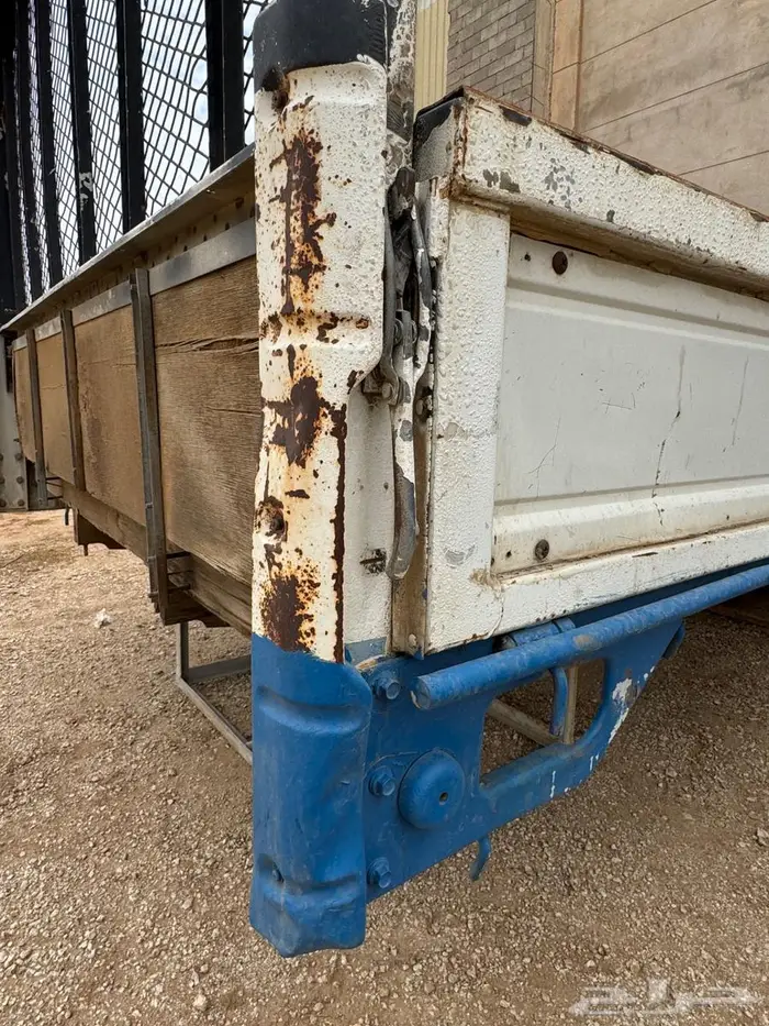 للبيع صندوق دينا جامبو 4