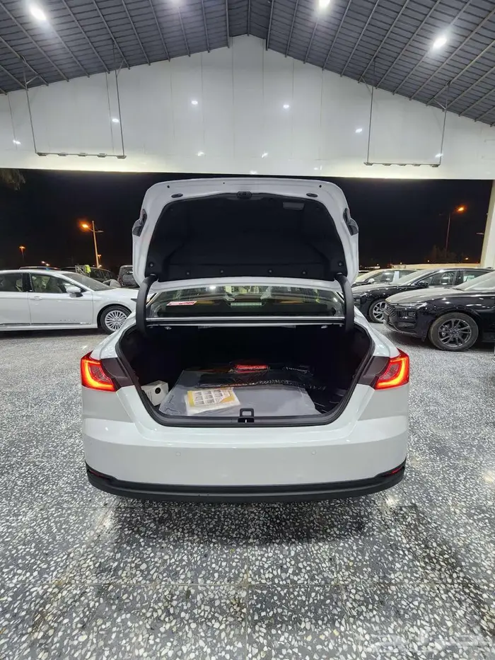 كامري جراندي بنزين 2025 السعر 154100 16