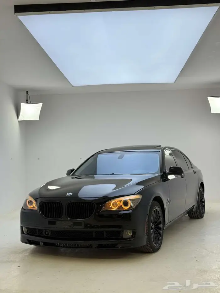 بي ام دبليو 750LI 2009 للبيع فل الفل 0