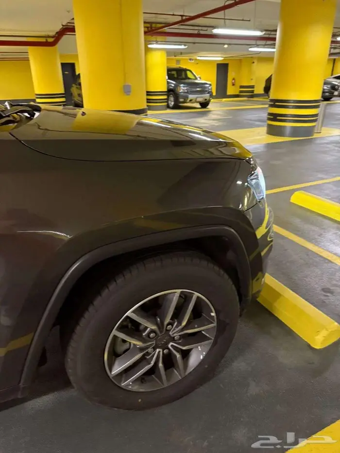 شيروكي لاريدو 6