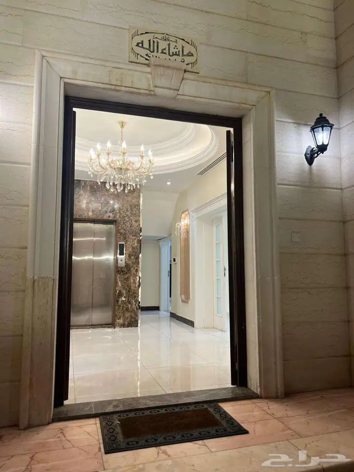 فيلا فاخره للبيع - حي جشم 6