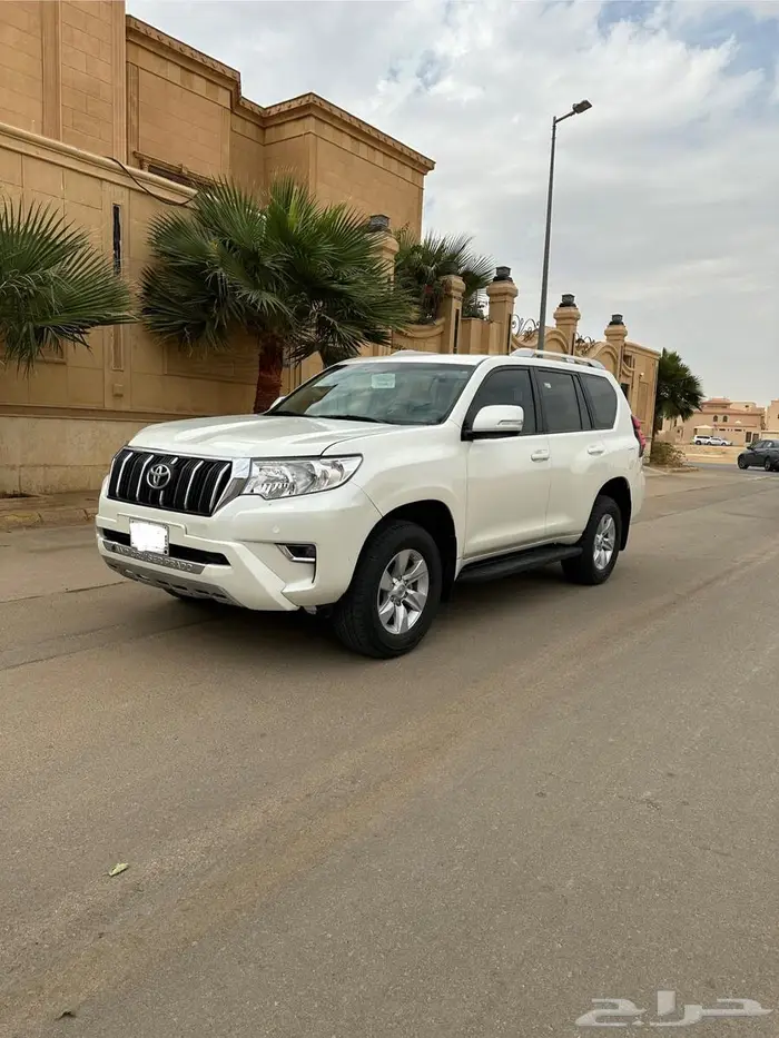 للبيع برادو 2023 سعودي دبل بنزين 4 سرندل 0