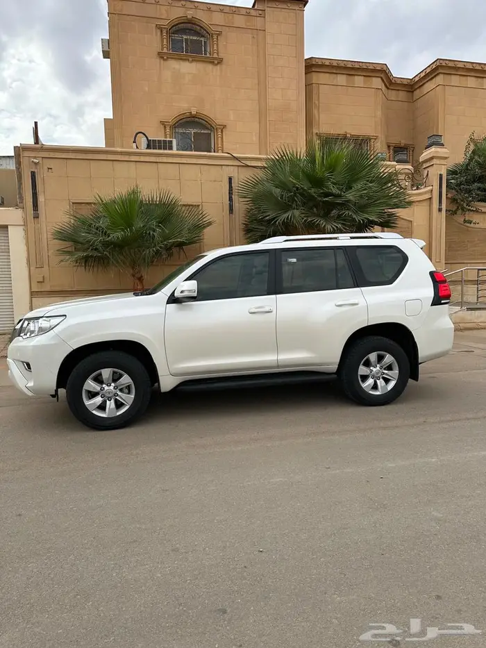 للبيع برادو 2023 سعودي دبل بنزين 4 سرندل 19