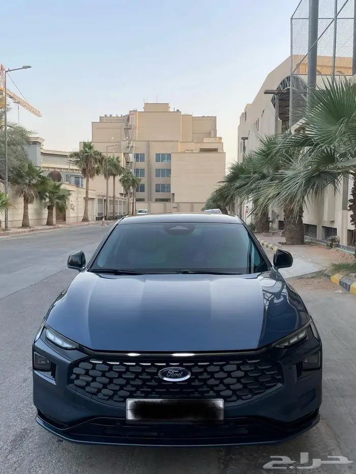 فورد تورس تيتانيوم 4