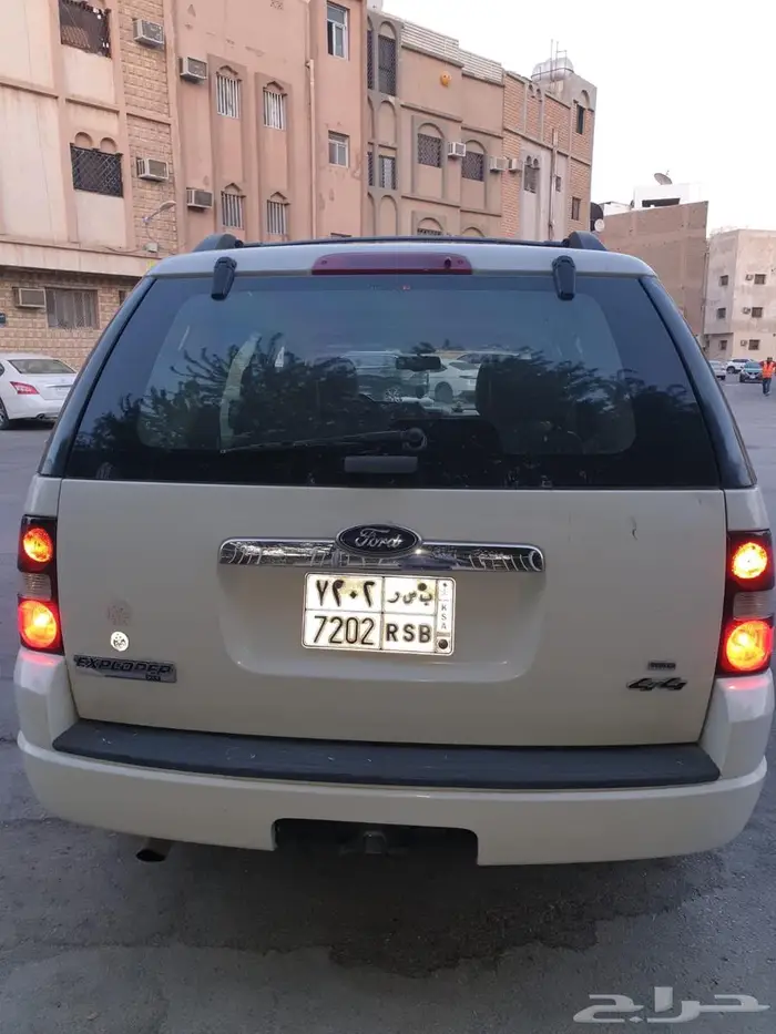 فورد اكسبلورر 2010 5