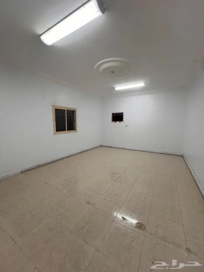 شقة مستخدمة للايجار مخطط الملك فهد 4