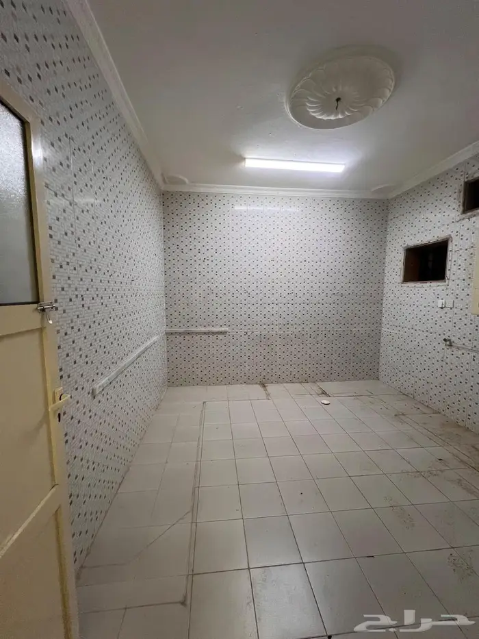شقة مستخدمة للايجار مخطط الملك فهد 10