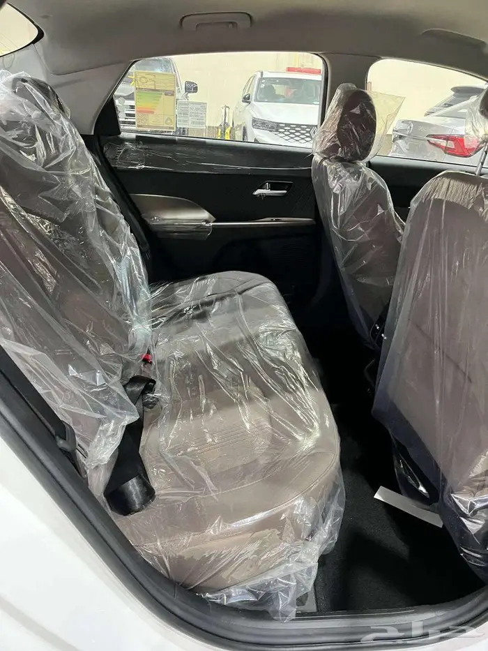 عرض خاص هيونداي اكسنت فليت موديل 2026 ( اصفار صادر لوحات) 7