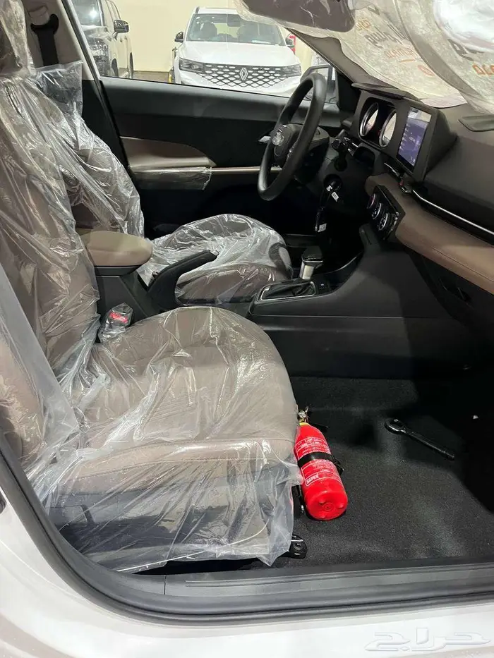 عرض خاص هيونداي اكسنت فليت موديل 2026 ( اصفار صادر لوحات) 6