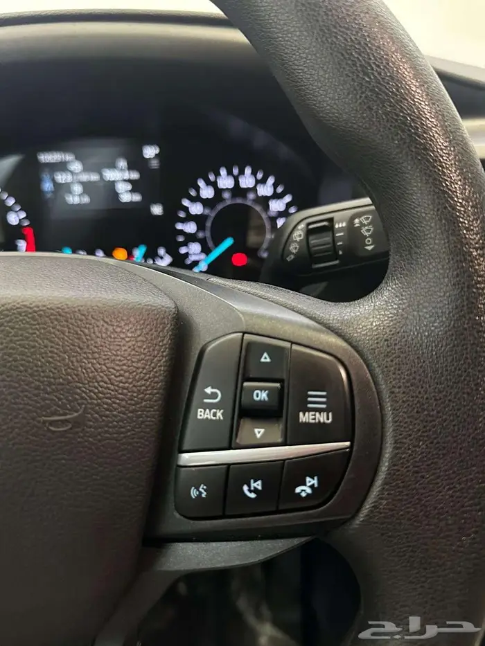 فورد اكسبلورر 2022 12