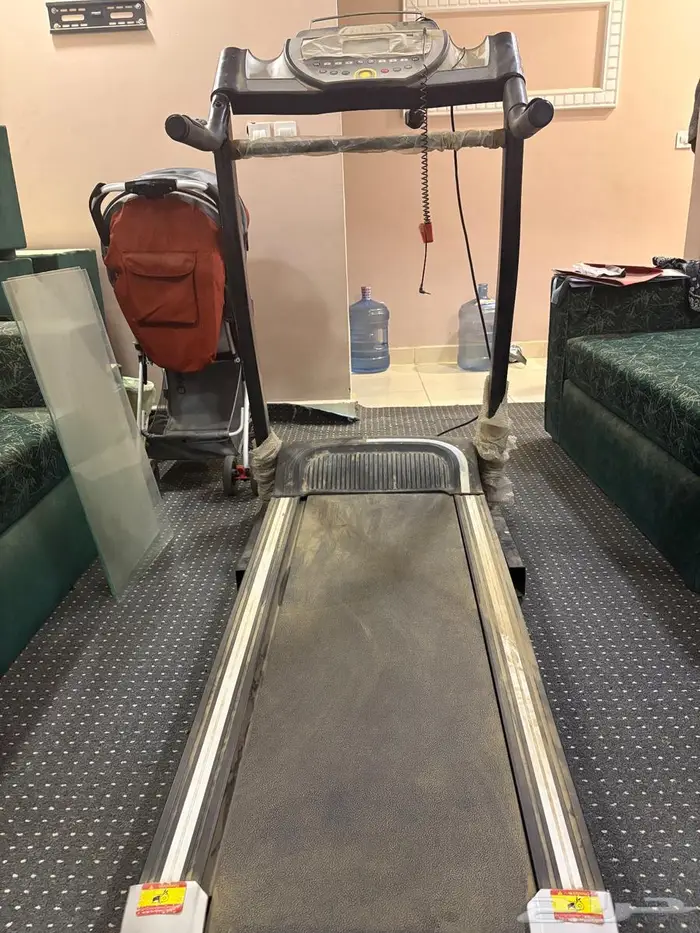 سير مشي مخزن في حاله جيده لم يستخدم كثيرا 3