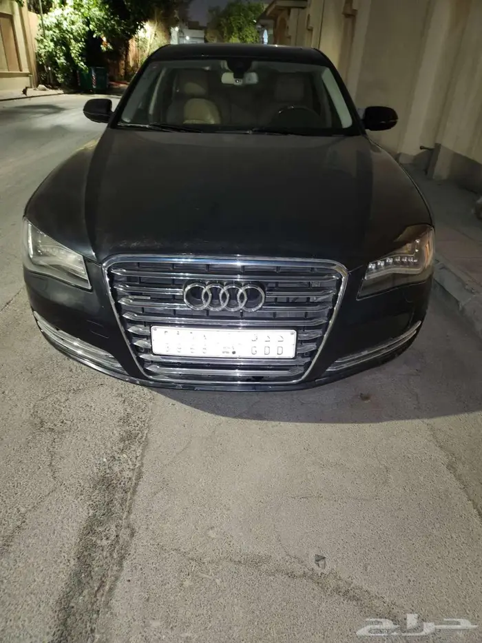 سيارة اودي A8 0