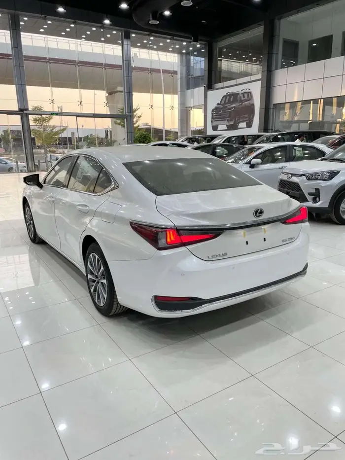 لكزس ( ES 250 AA ) موديل 2025 أقل الأسعار 7