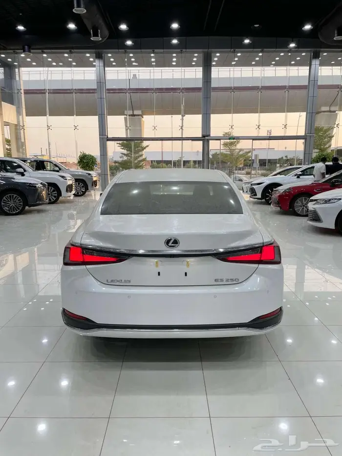 لكزس ( ES 250 AA ) موديل 2025 أقل الأسعار 5