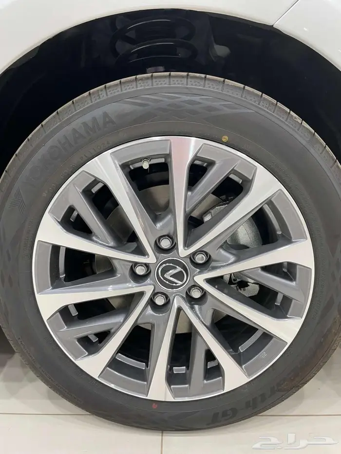 لكزس ( ES 250 AA ) موديل 2025 أقل الأسعار 27