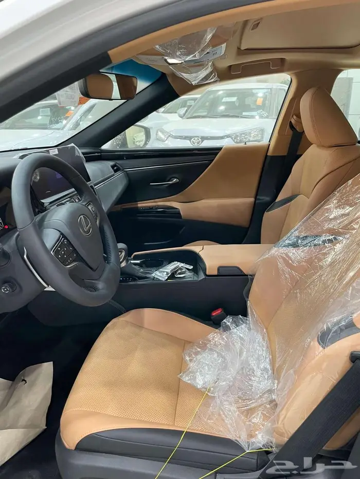 لكزس ( ES 250 AA ) موديل 2025 أقل الأسعار 9