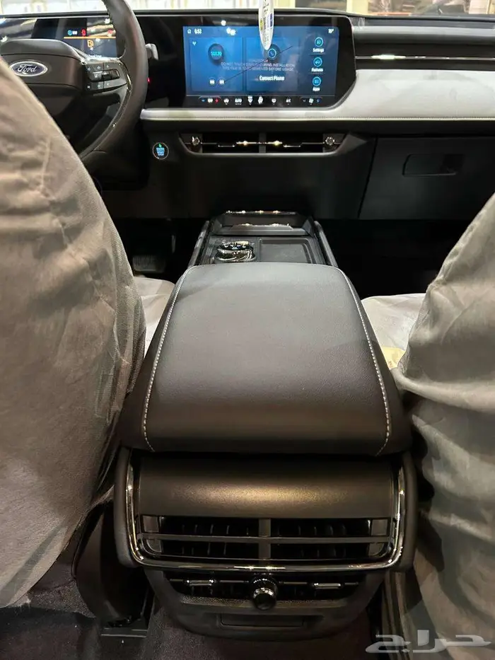 متوفر فورد تورس امبيانتي بنزين موديل 2025 كاش   اقساط 8