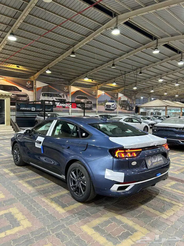 متوفر فورد تورس امبيانتي بنزين موديل 2025 كاش   اقساط 4