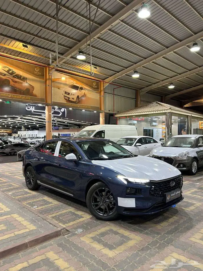 متوفر فورد تورس امبيانتي بنزين موديل 2025 كاش   اقساط 2